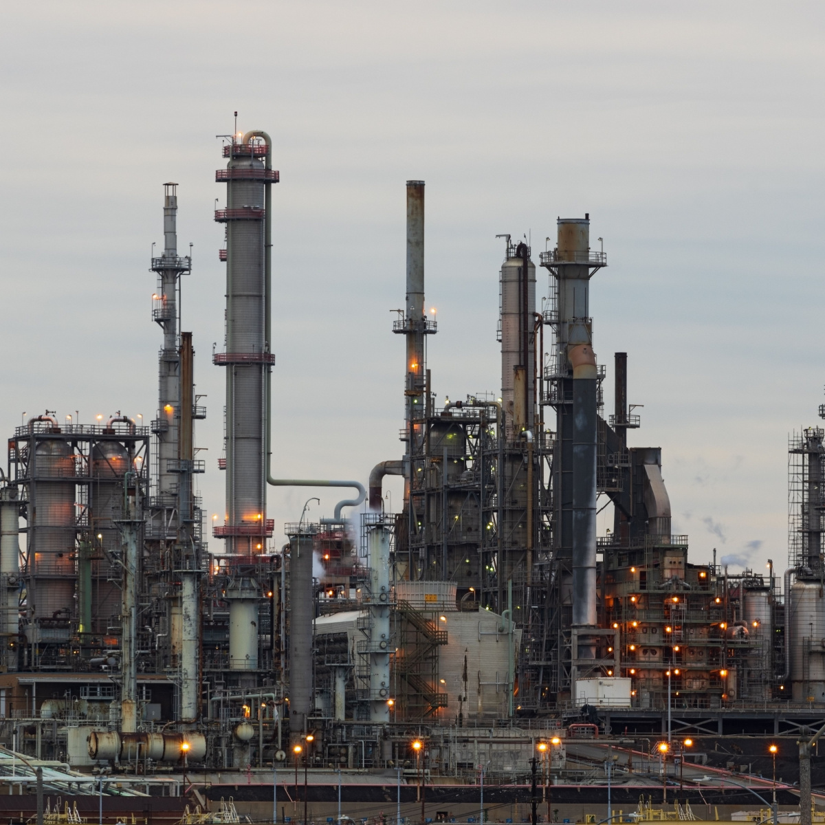 Oil plants are among the most hazardous workplaces, and a Houston oil refinery injury can happen at any moment. 