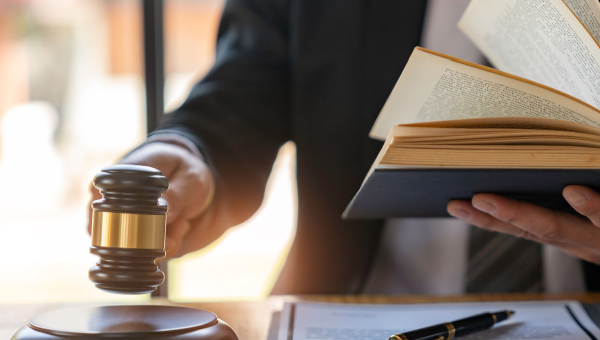 Houston judge consults statute of limitations before making a ruling on a personal injury case.